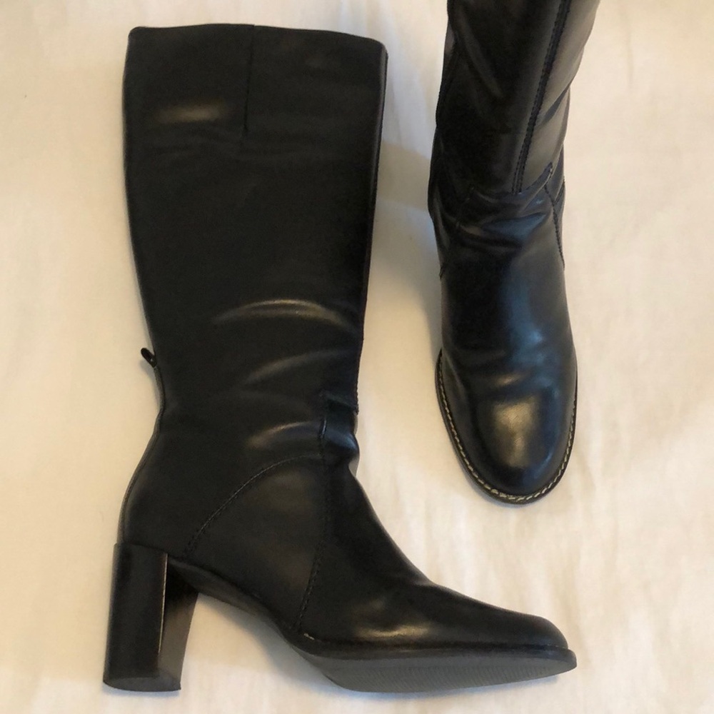 Black boots